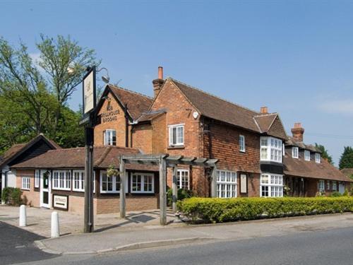 Hotel The Percy Arms Guildford Esterno foto