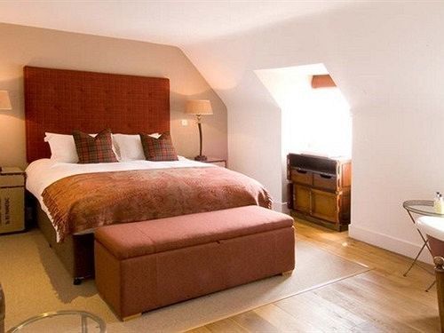 Hotel The Percy Arms Guildford Esterno foto